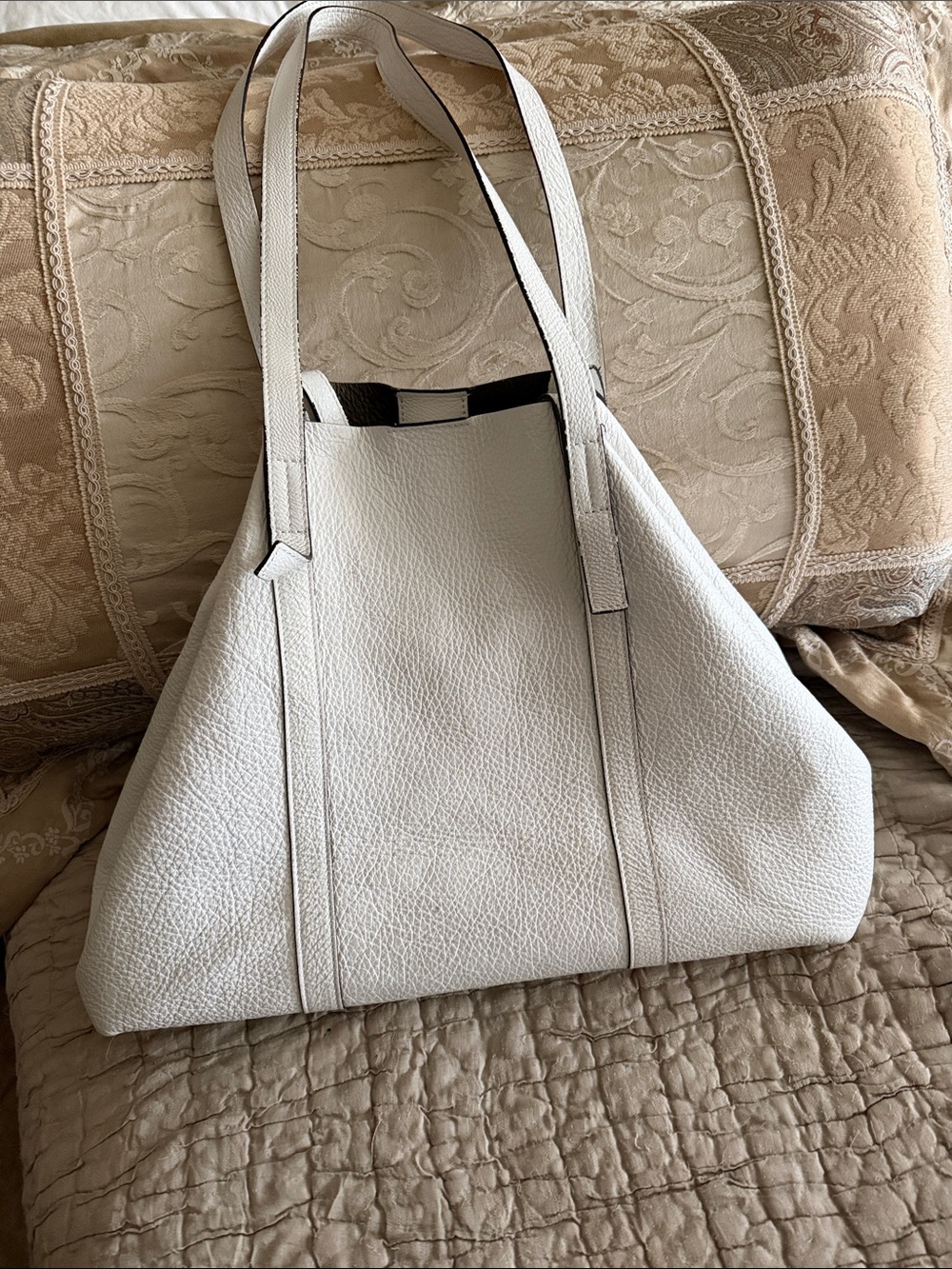 Minimalist White Pebbled Leather Tote - Versatile Women's Shoulder Bag